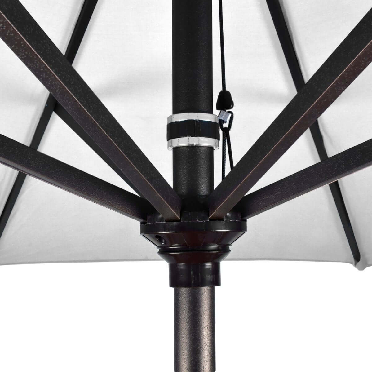 California Umbrella Golden State Series 7.5 Ft Patio Umbrella Residential Grade With Collar Tilt and Crank Lift GSCU758