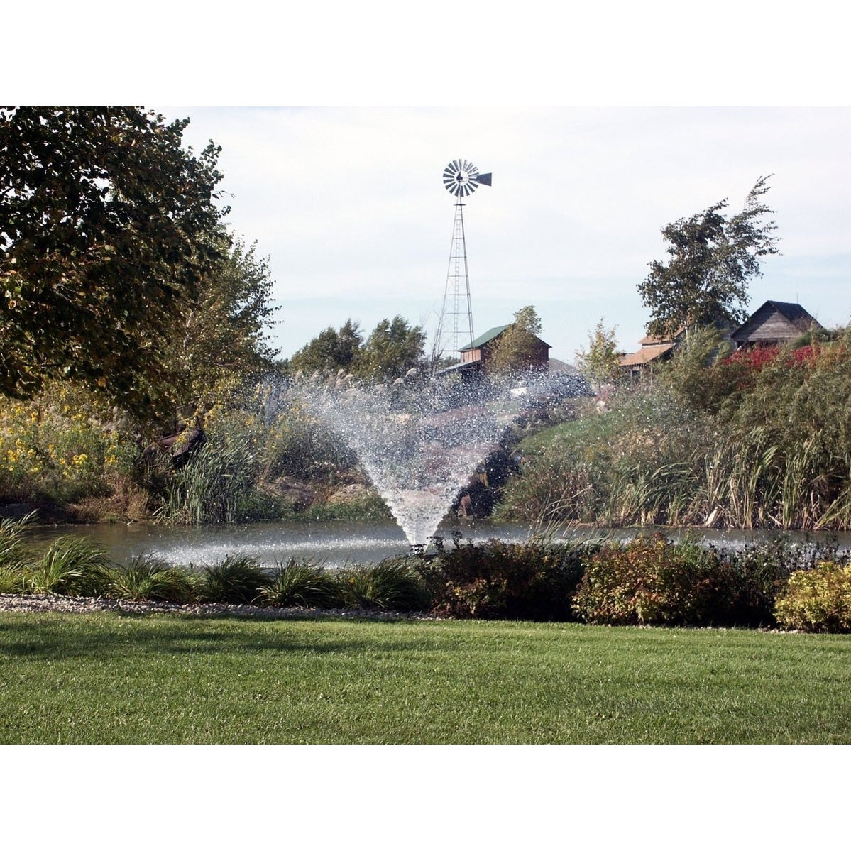 Kasco 4400VFX 1 HP Display Fountain Pond Aerator - 120V